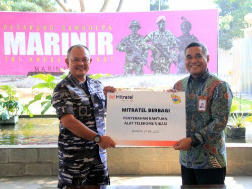 Penyerahan Bantuan kepada Korps Marinir TNI AL