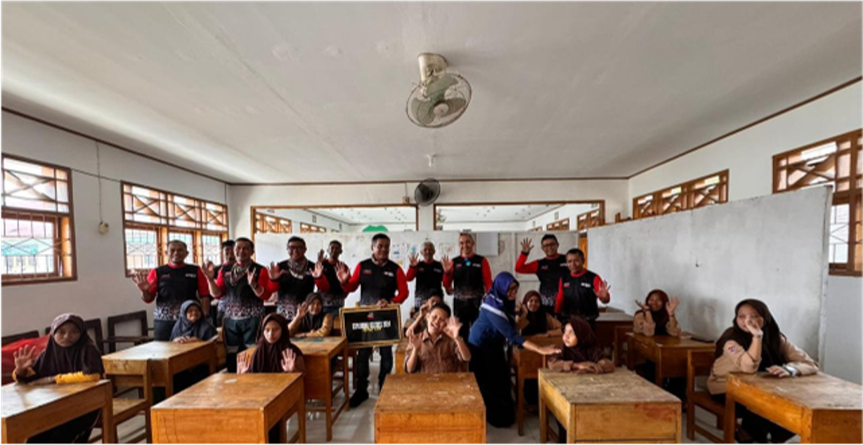 CSR Mitratel di Regional Sulawesi